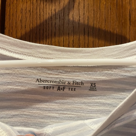 Abercrombie and Fitch soft A&F tee - Picture 3 of 3